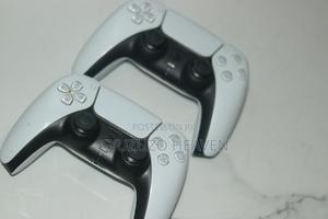 Playstation 5 Standard - thumbnail 2