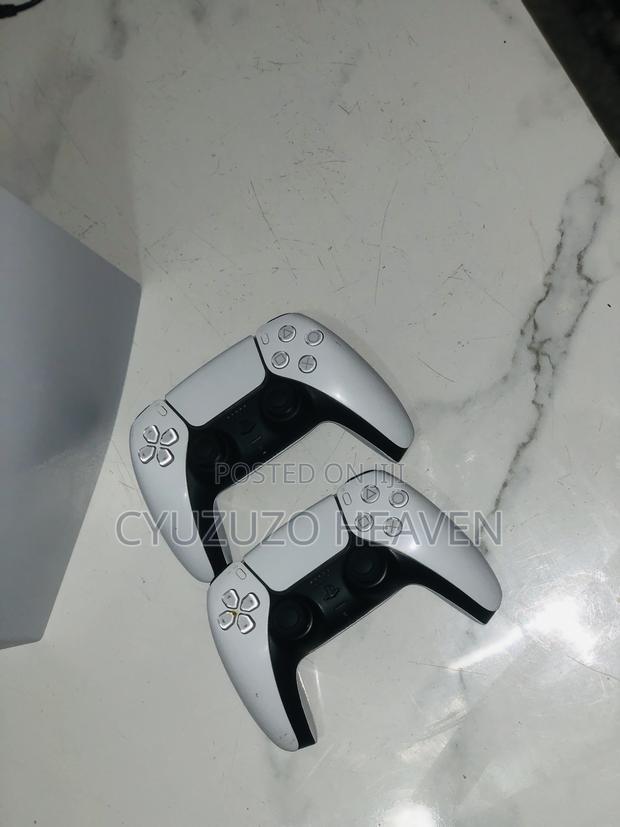 Playstation 5 Standard - thumbnail 9