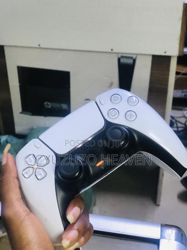 Playstation 5 Standard - thumbnail 10