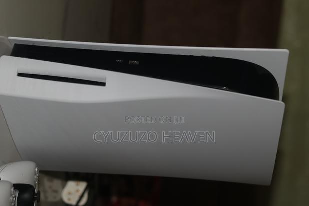 Playstation 5 Standard - thumbnail 6