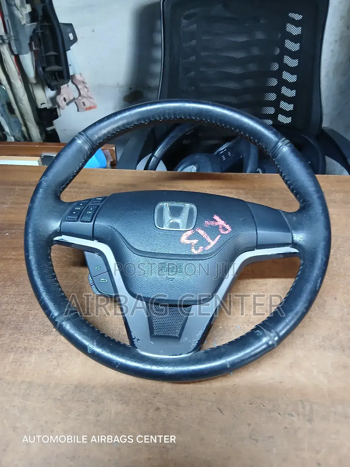 Honda Cr-v (Re4)Steering Wheel
