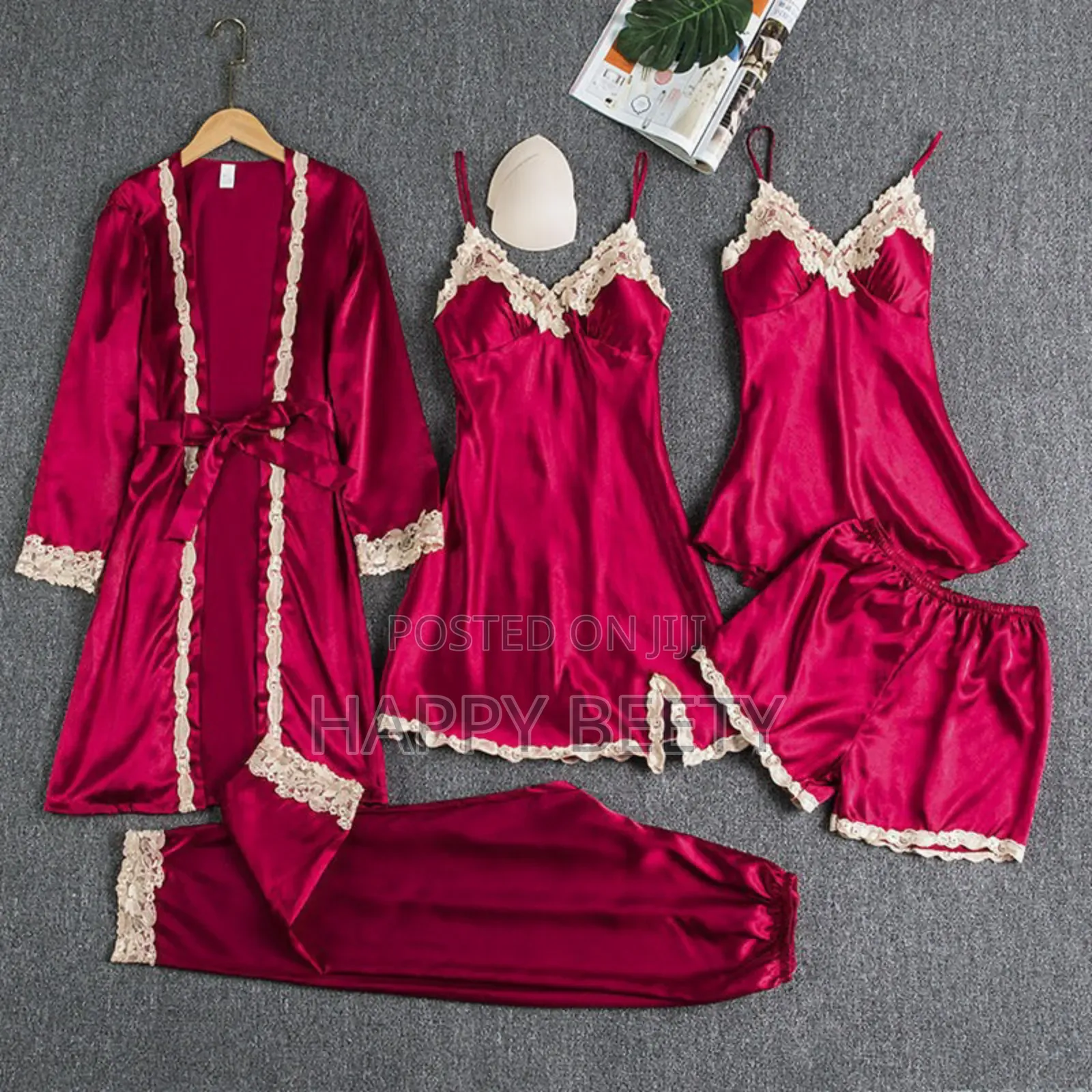 Quality Lingerie Set(5 in 1)