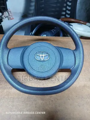 Toyota Spade Steering Airbag