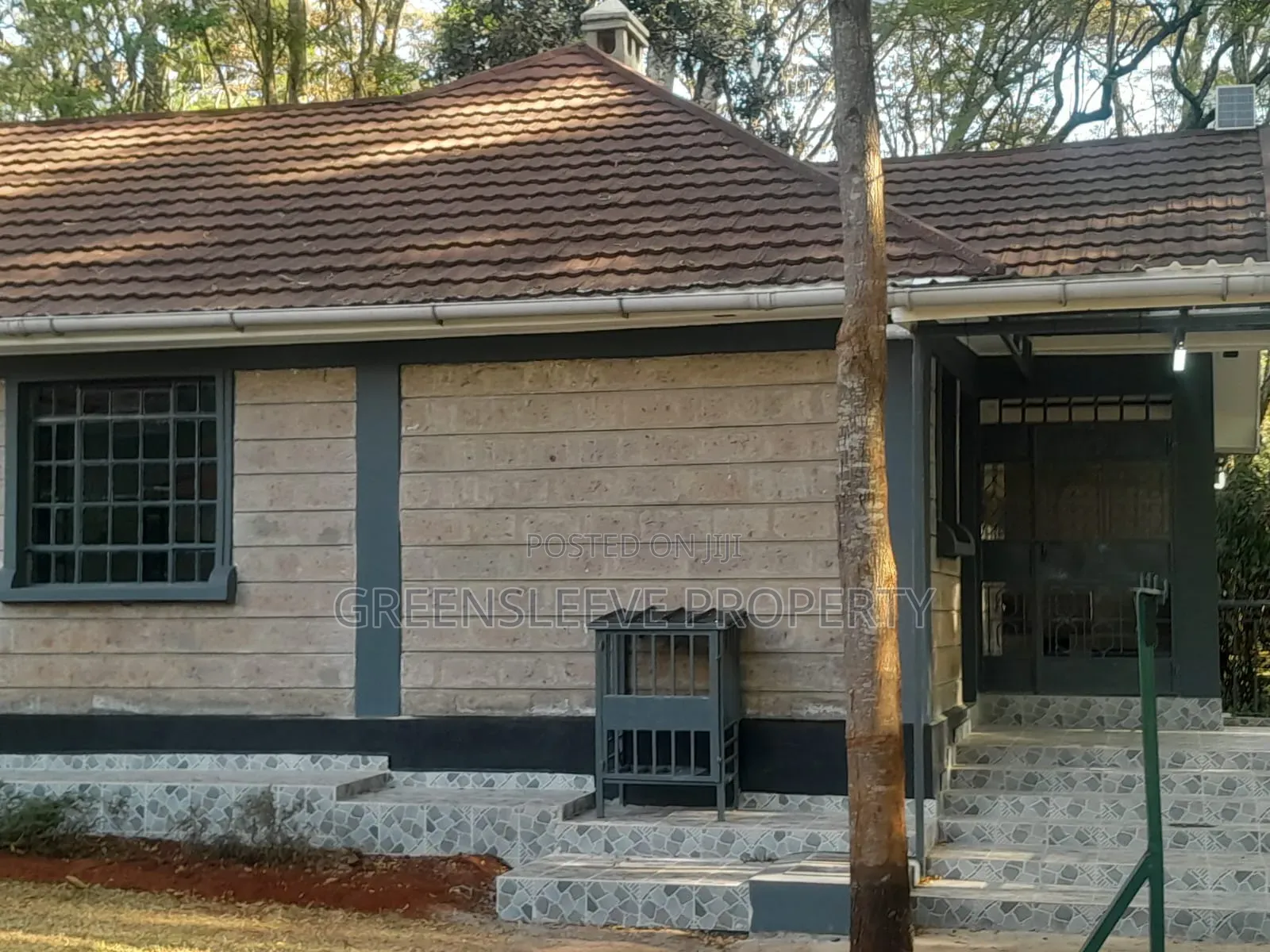 3bdrm Bungalow in Karen for rent