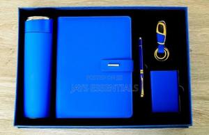 Premium Unisex Valentines Gift Set - main view