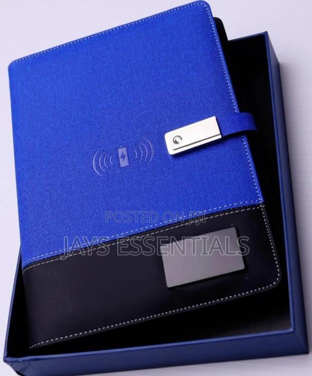 Luxe Notebook Gift Set With Inbuilt Power Bank