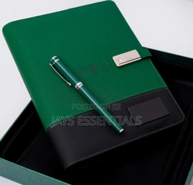  Luxe Notebook Gift Set With Inbuilt Power Bank - thumbnail 5