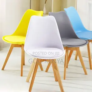 Home Chair; Lightweight Plastic Dining Chair-wood Legs And Padded Seat