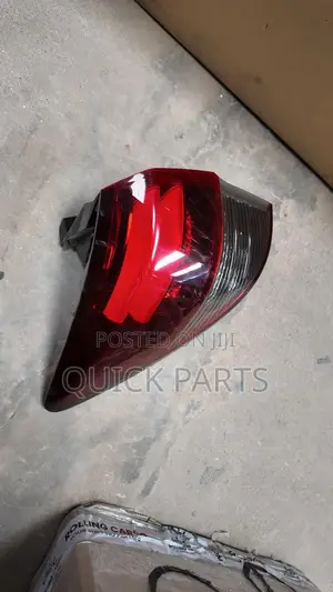 Honda Vezel LHS Taillight