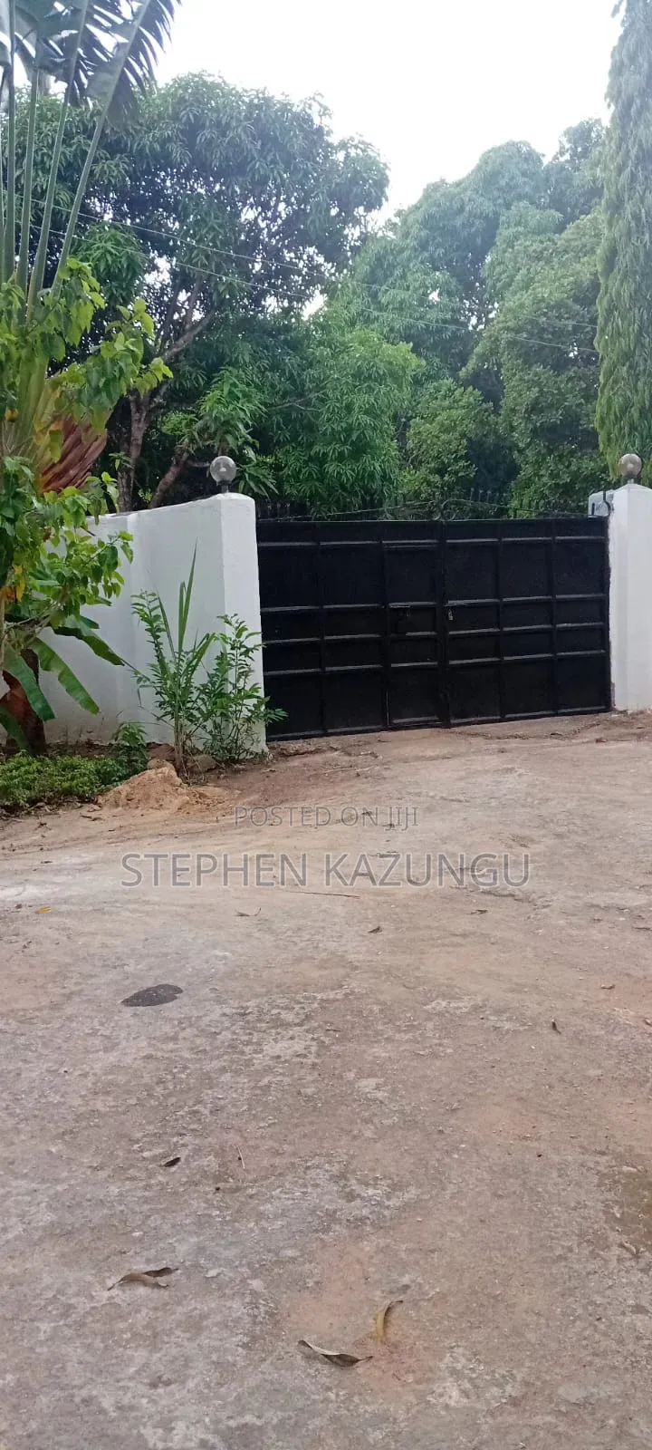 Furnished 3bdrm House in Private Home Near, Ukunda for sale