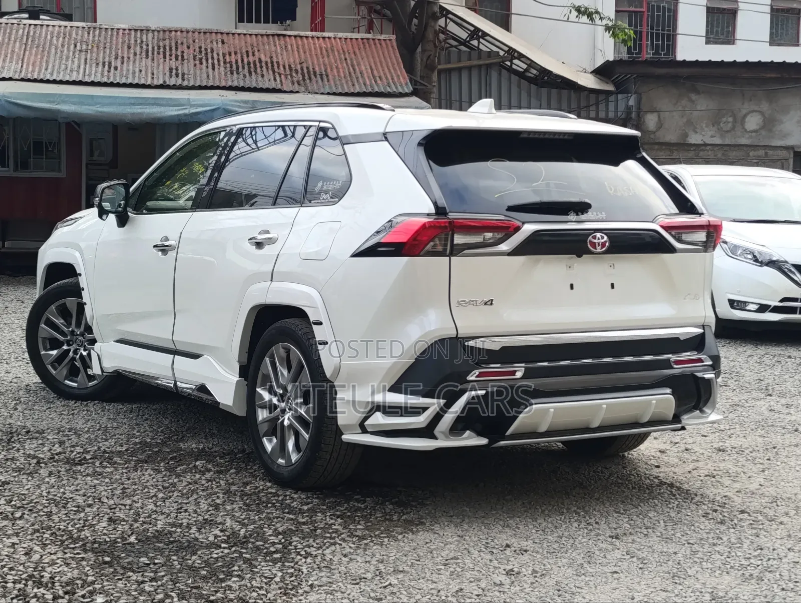 Toyota RAV4 2020 White