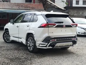 Toyota RAV4 2020 White