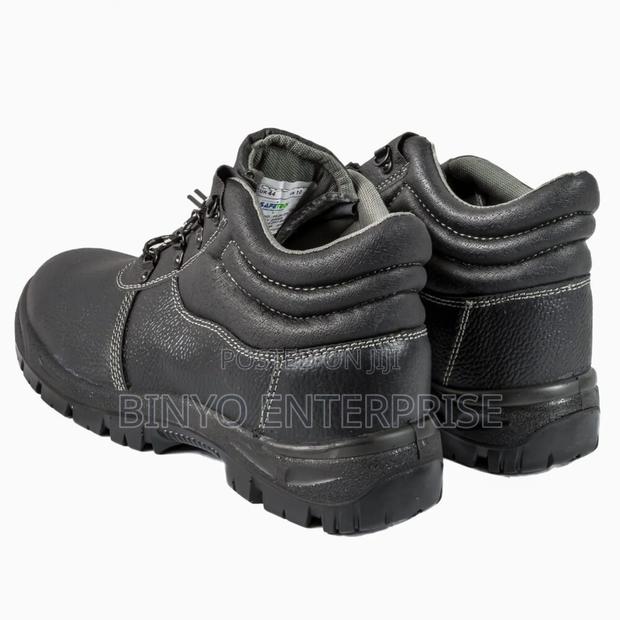 Brilliant Black Safety Boots - main view