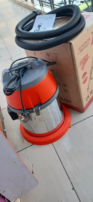 Widsor 20 L Wet/Dry Vacuum With Large Capacity Tank