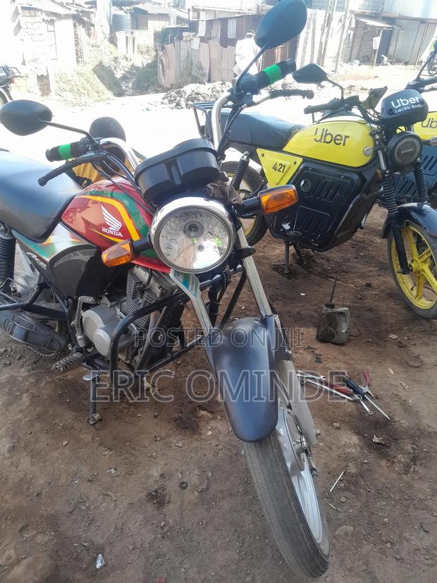 Honda CB 2024 Red - thumbnail 4