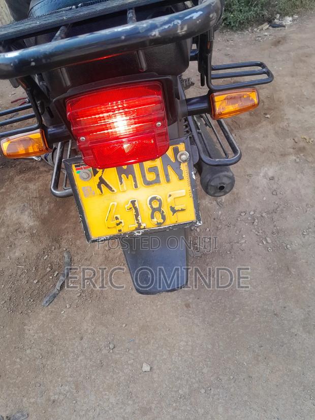 Honda CB 2024 Red - thumbnail 6