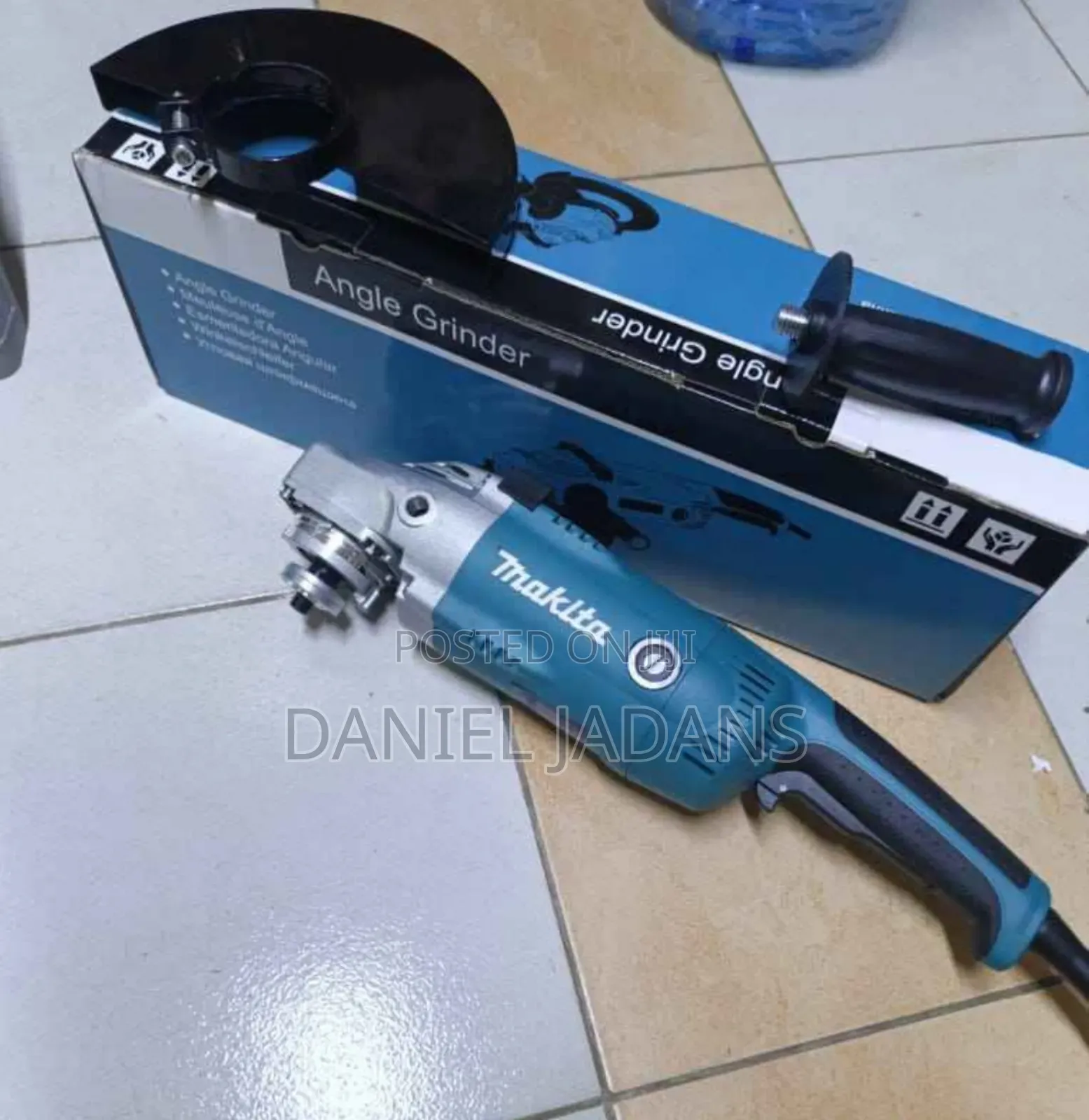 Makita Electric Angle Grinder 9inch