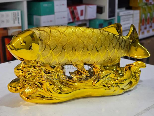 Modern Fish Statue Handcraft Porcelain Figurine_tt