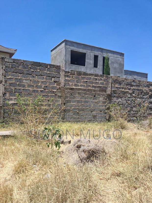 Kahawa Sukari Prime Fully Serviced 100x100 Plot With a Perimeter Wall - thumbnail 3
