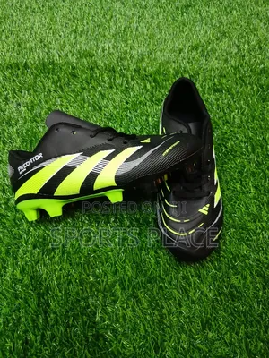 Adidas Preds Junior Football Kicks