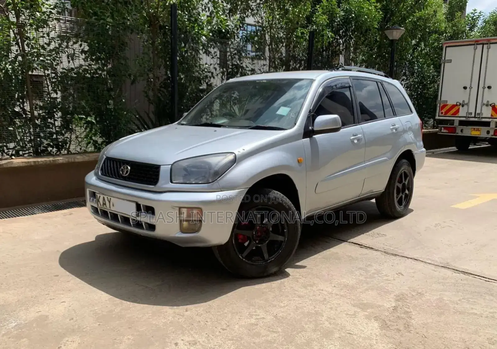 Toyota RAV4 Automatic 2000 Silver