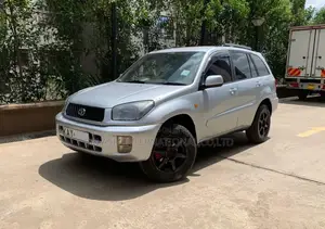 Toyota RAV4 Automatic 2000 Silver