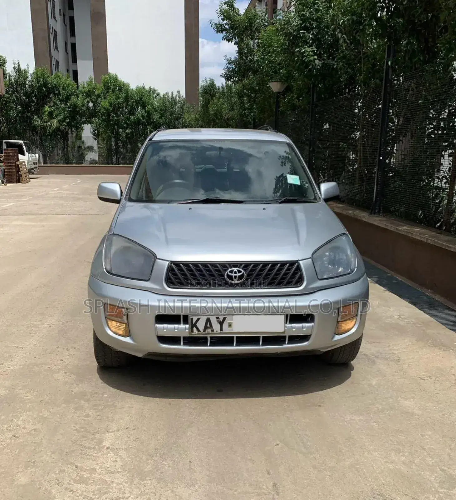 Toyota RAV4 Automatic 2000 Silver