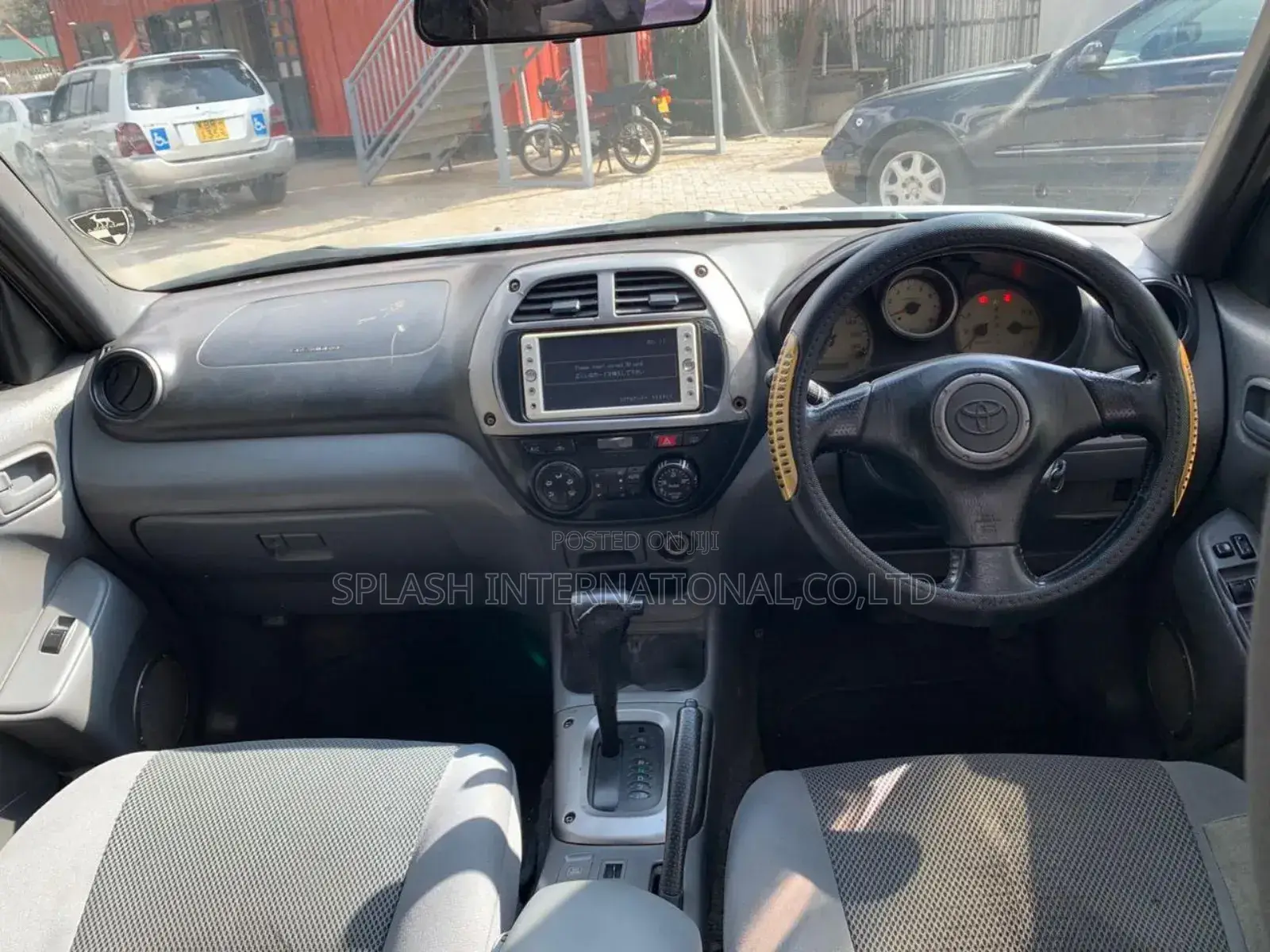 Toyota RAV4 Automatic 2000 Silver