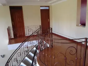 4bdrm Mansion in Runda Daisy Road for rent