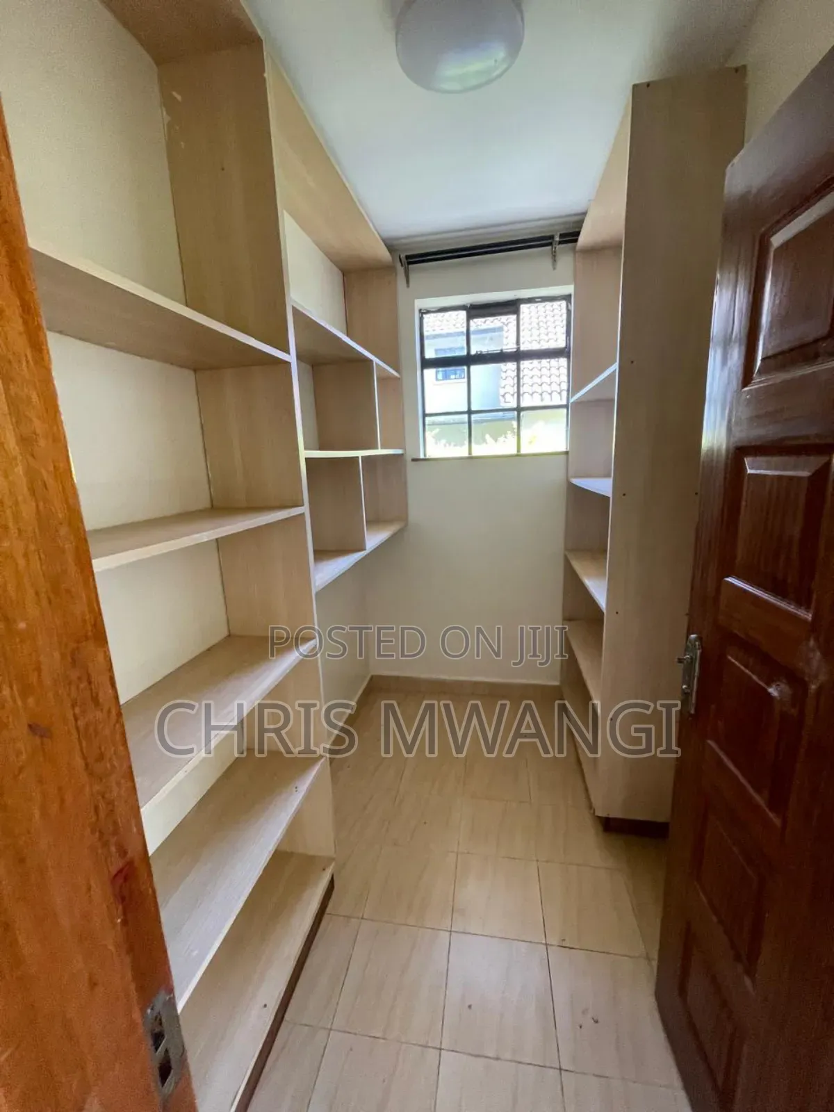 4bdrm Mansion in Runda Daisy Road for rent