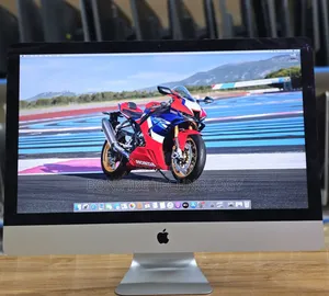 Desktop Computer Apple iMac 16GB Intel Core i5 SSD 256GB