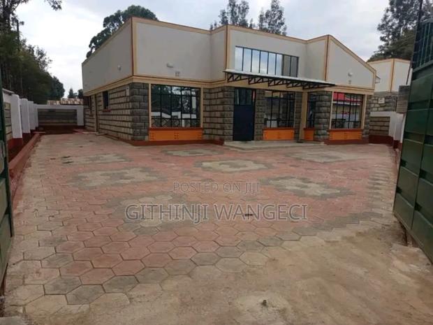 4bdrm Bungalow in Matasia for sale