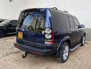 Land Rover Discovery 2015 Blue
