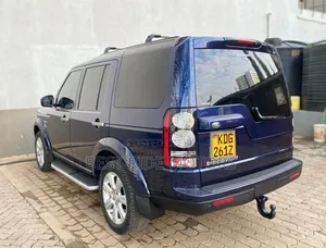 Land Rover Discovery 2015 Blue