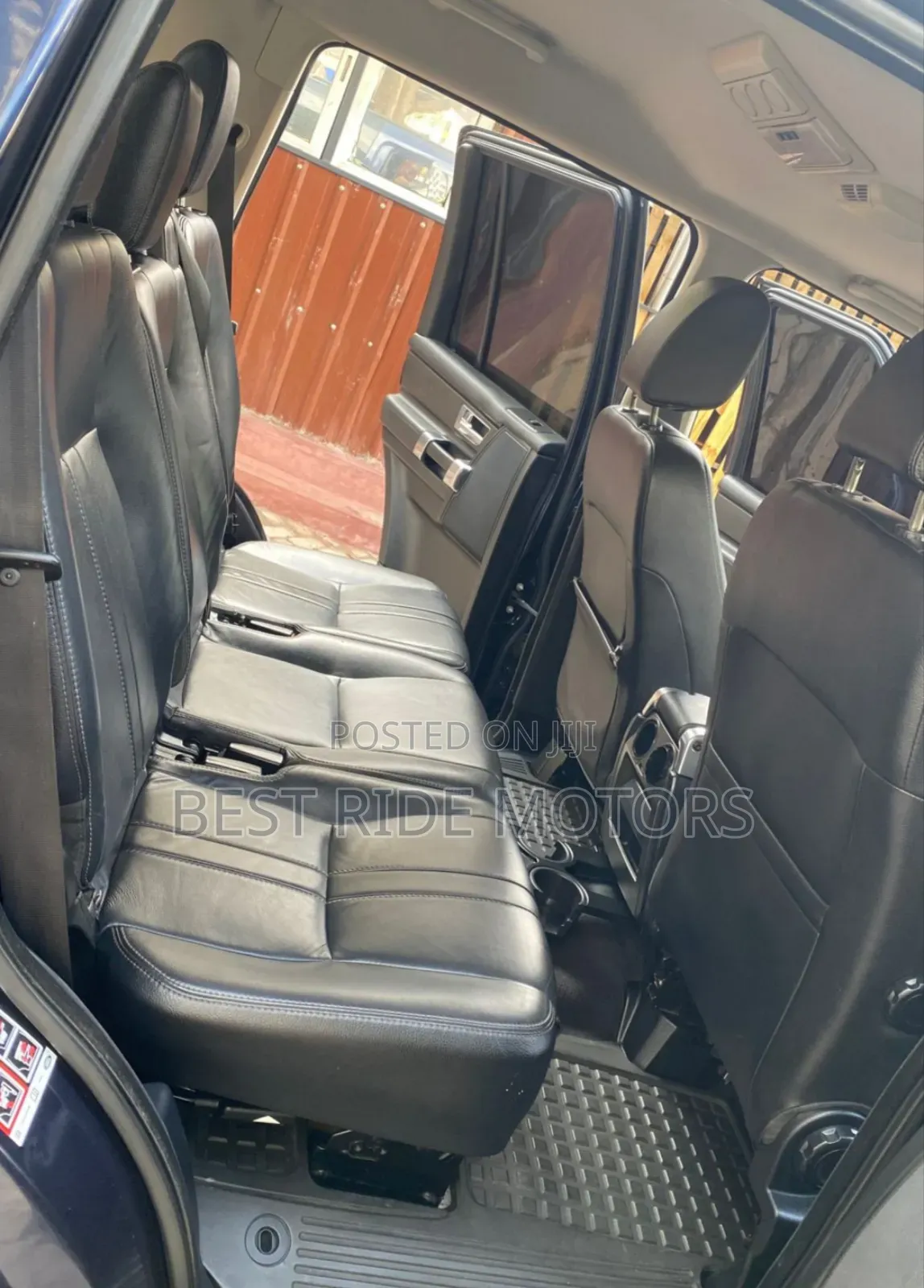 Land Rover Discovery 2015 Blue