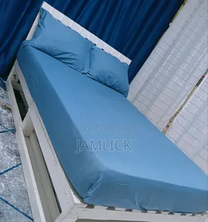 Fitted Cotton Bedsheet Set – 1 Bedsheet 2 Pillowcases - Cl