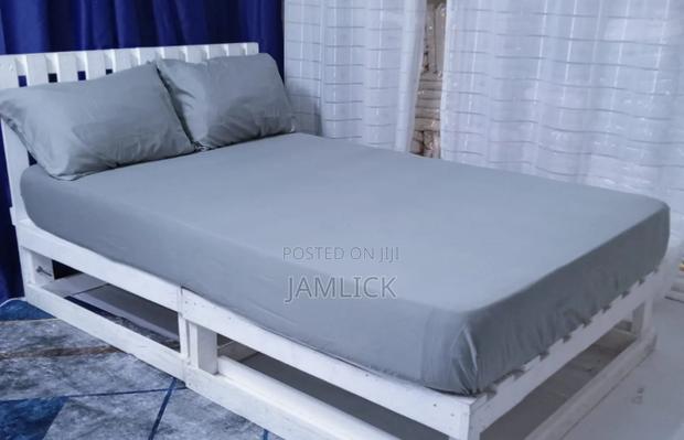 Fitted Cotton Bedsheet Set – 1 Bedsheet 2 Pillowcases - Cl - thumbnail 3