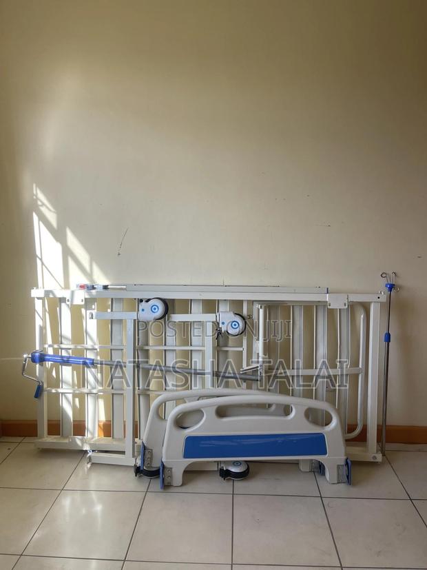 Single Crank Hospital Bed - thumbnail 2