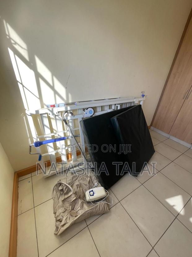 Single Crank Hospital Bed - thumbnail 4