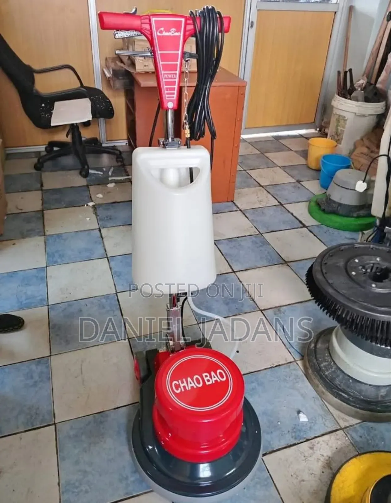 Floor Scrubbing Machine /Brand New Scrubbing Machine
