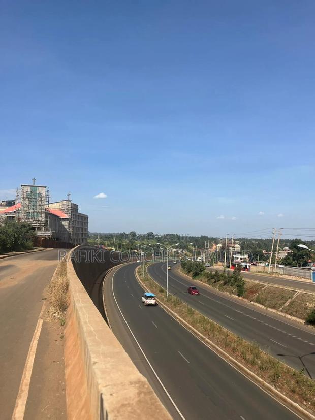 Prime 100x100 Plot on Sale - main view