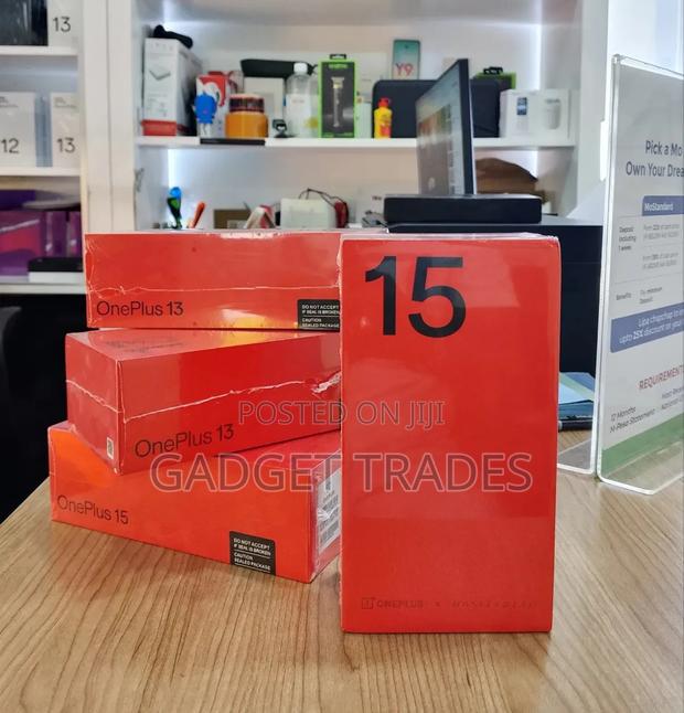 New OnePlus 15 512 GB Black - main view