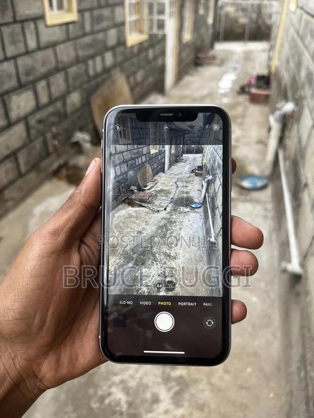 Apple iPhone 11 64 GB Blue - thumbnail 7