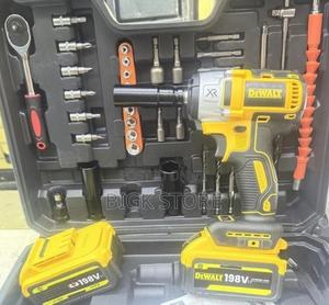 Dewalt Impact Wrench - thumbnail 2