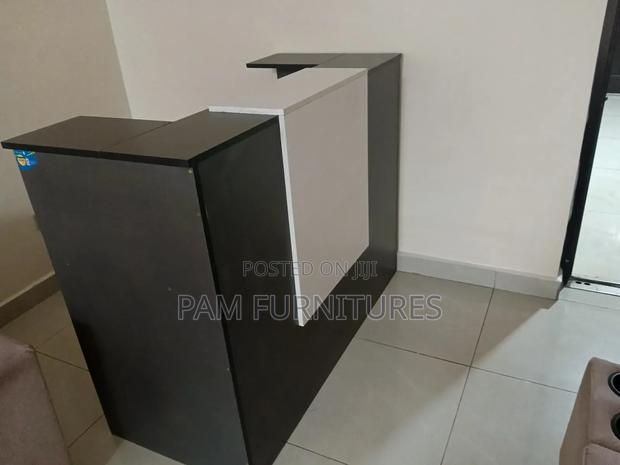 Super Standard Reception Desks - thumbnail 8