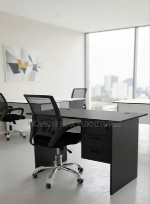 Secretarial Mesh Chair With Desk
