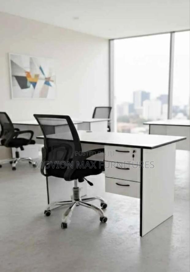 Classic Desk Classic Office Desk - main view