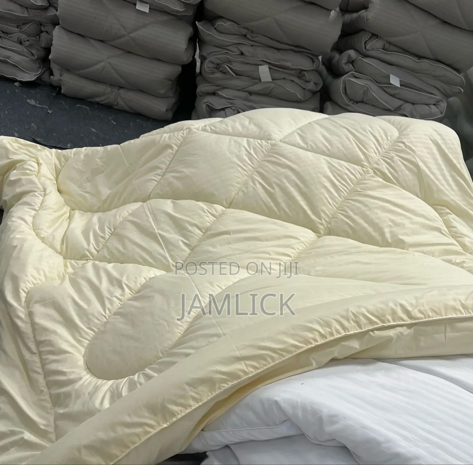 Coloured Binded Duvet Set –Pt