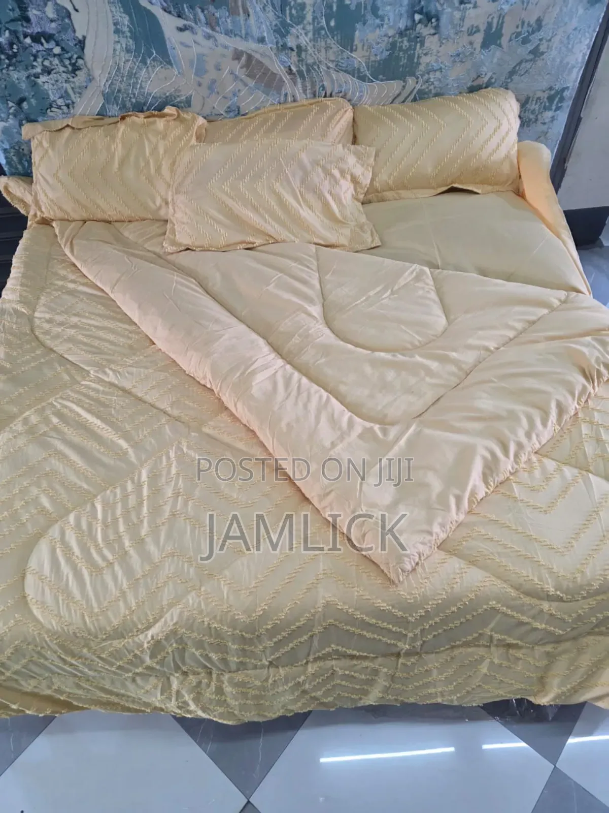 Tufted Duvet Set – 6×6 6×7, Bedsheet + Pillowcases