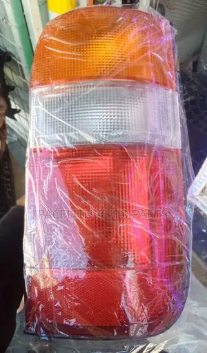 Tail Light / Tail Lamp 5l/ Shark